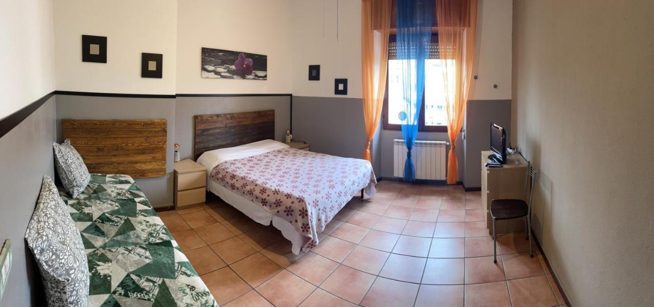 Апартаменты Grazioso Trilocale Centro/Stazione Брешия Экстерьер фото